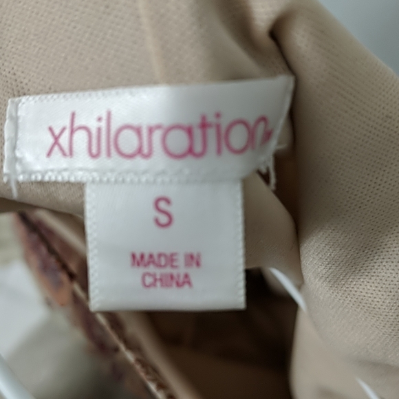 Dress - Picture 6 of 6